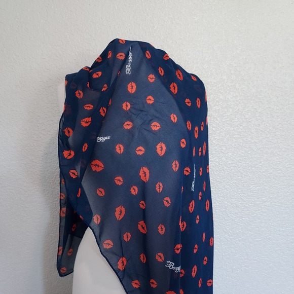 🔴3/$20 Borgga Blue Red Lip Kisses Scarf - Picture 5 of 6